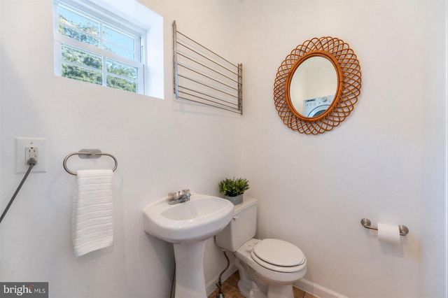 2927 CAMBRIDGE ST, Philadelphia, PA 19130