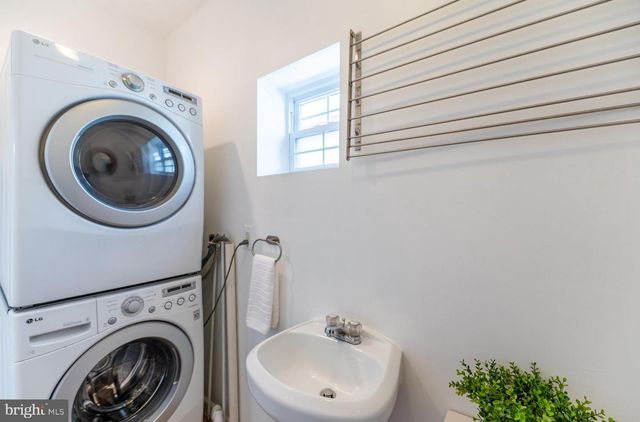 2927 CAMBRIDGE ST, Philadelphia, PA 19130