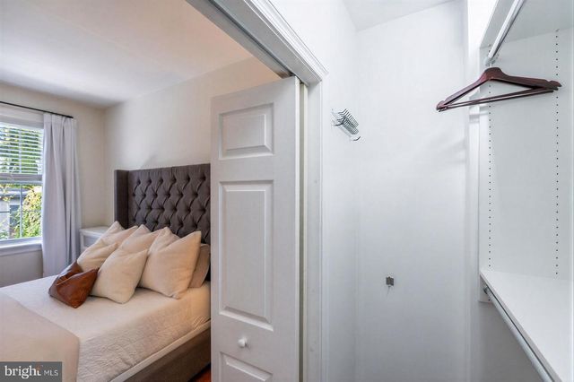 2927 CAMBRIDGE ST, Philadelphia, PA 19130