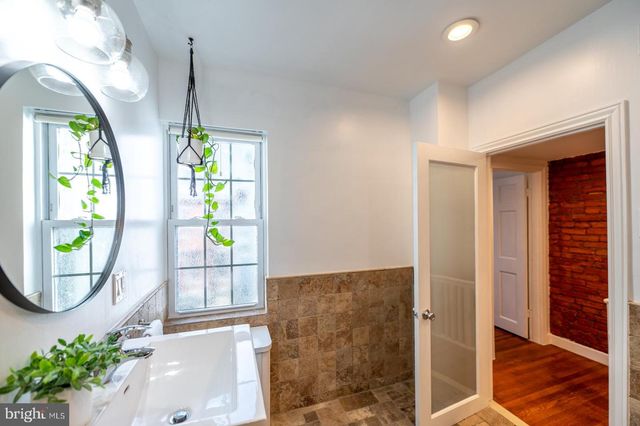 2927 CAMBRIDGE ST, Philadelphia, PA 19130