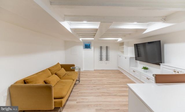 2927 CAMBRIDGE ST, Philadelphia, PA 19130