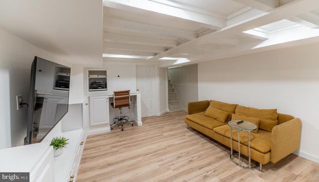 2927 CAMBRIDGE ST, Philadelphia, PA 19130