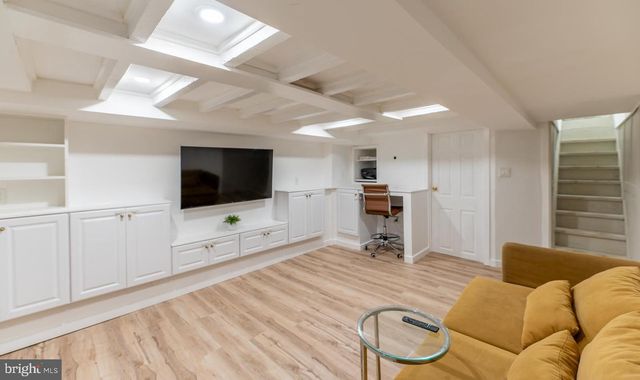 2927 CAMBRIDGE ST, Philadelphia, PA 19130