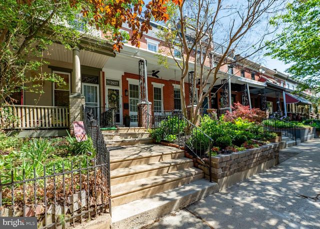 2927 CAMBRIDGE ST, Philadelphia, PA 19130