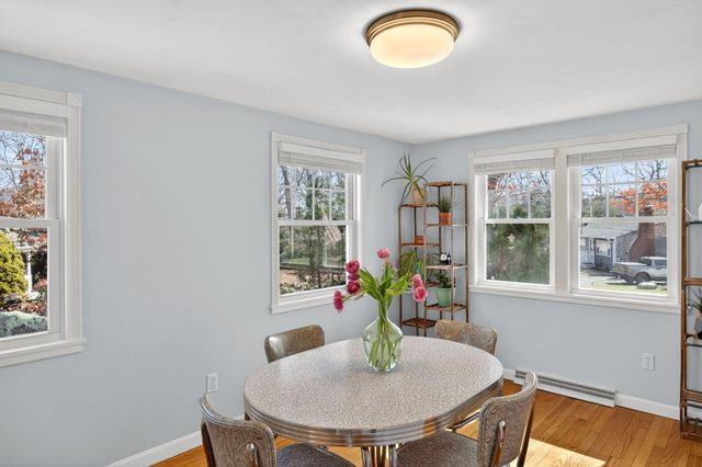 3 Januit Street, Sandwich, MA 02563