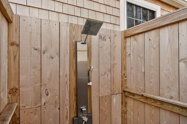 3 Januit Street, Sandwich, MA 02563