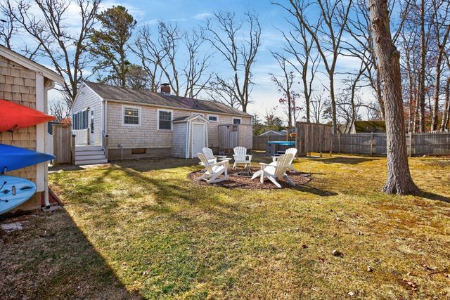 3 Januit Street, Sandwich, MA 02563