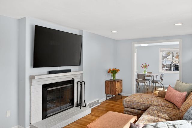 3 Januit Street, Sandwich, MA 02563