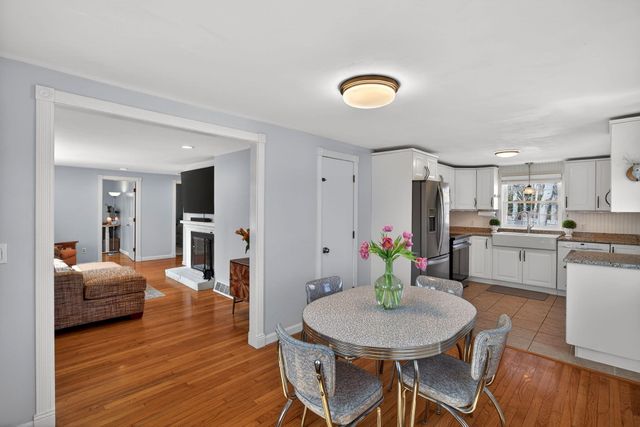 3 Januit Street, Sandwich, MA 02563