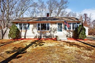 3 Januit Street, Sandwich, MA 02563