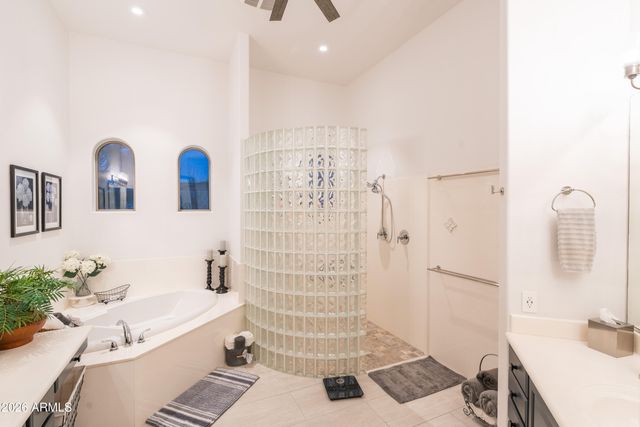 2040 N WOODRUFF --, Mesa, AZ 85207