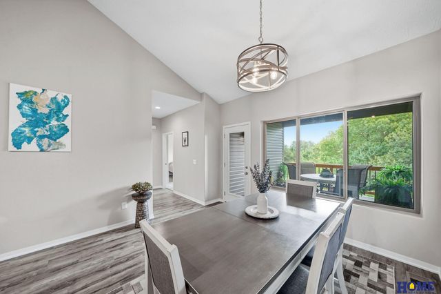 9900 Del Rio Drive, Lincoln, NE 68516