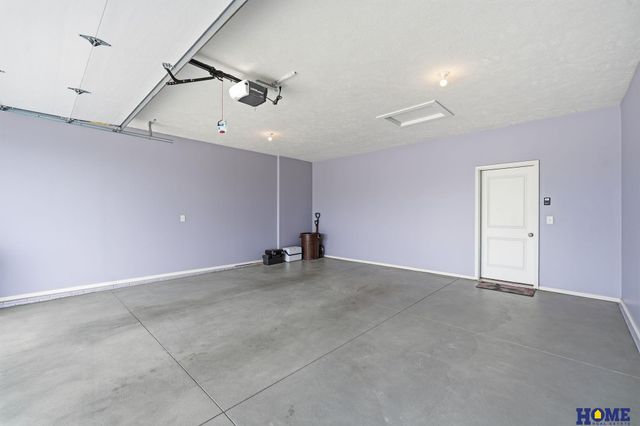 9900 Del Rio Drive, Lincoln, NE 68516