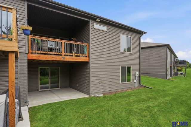 9900 Del Rio Drive, Lincoln, NE 68516