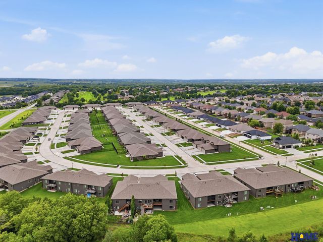 9900 Del Rio Drive, Lincoln, NE 68516