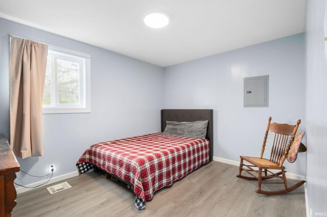 803 Dover Drive, South Bend, IN 46614