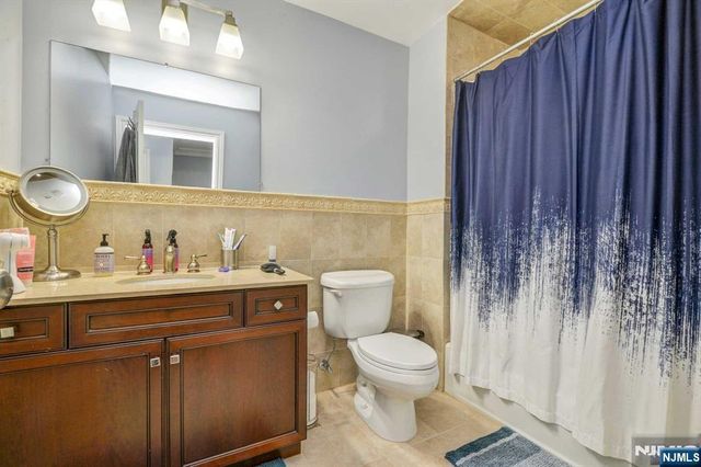 25 Skymark Court, Upper Saddle River, NJ 07458