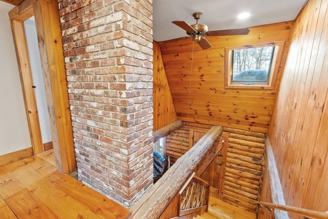 43 Greenville Rd, Townsend, MA 01474