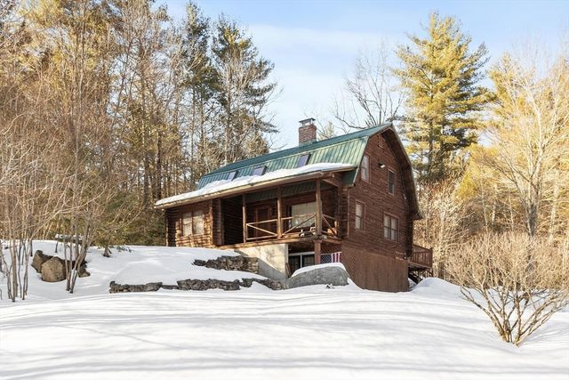 43 Greenville Rd, Townsend, MA 01474