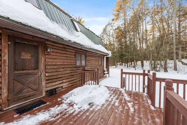 43 Greenville Rd, Townsend, MA 01474