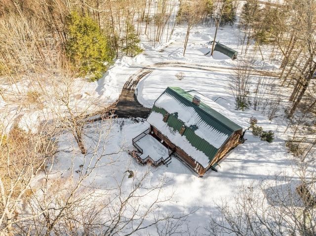 43 Greenville Rd, Townsend, MA 01474