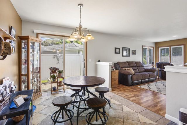 2407 S SCHAEFER STREET, Appleton, WI 54915
