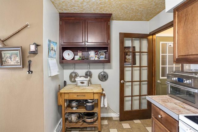 2407 S SCHAEFER STREET, Appleton, WI 54915
