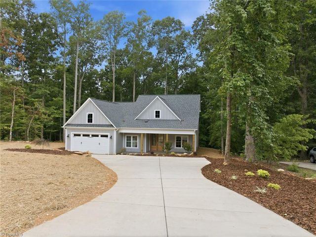 2646 Johns Ridge Drive, Asheboro, NC 27205