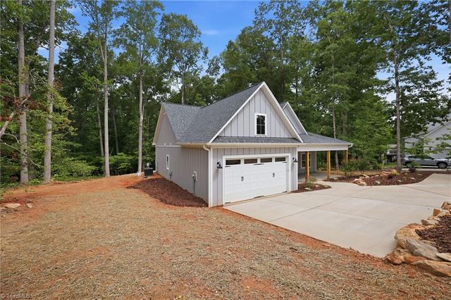 2646 Johns Ridge Drive, Asheboro, NC 27205