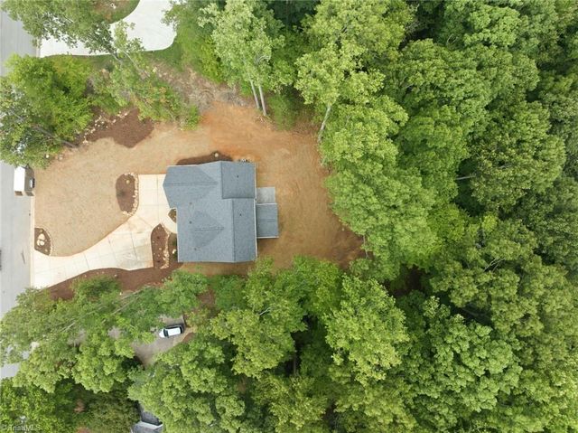2646 Johns Ridge Drive, Asheboro, NC 27205
