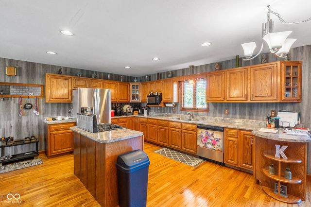 1802 N Ewing Street, Seymour, IN 47274