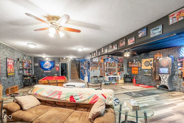 1802 N Ewing Street, Seymour, IN 47274