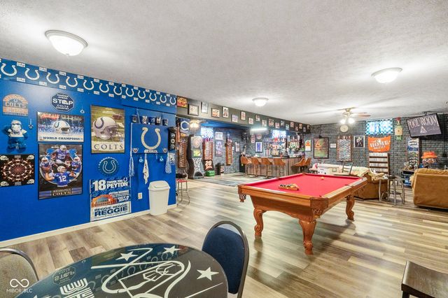 1802 N Ewing Street, Seymour, IN 47274