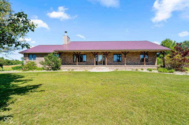 1802 N Ewing Street, Seymour, IN 47274