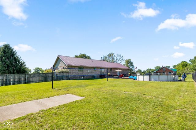1802 N Ewing Street, Seymour, IN 47274