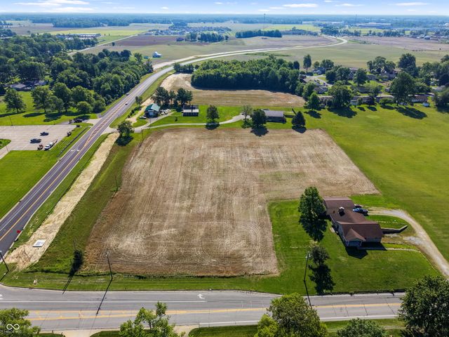 1802 N Ewing Street, Seymour, IN 47274