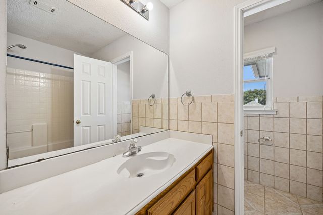 2305 Buckeye Drive, Mesquite, TX 75181
