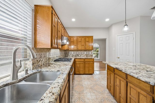 2305 Buckeye Drive, Mesquite, TX 75181