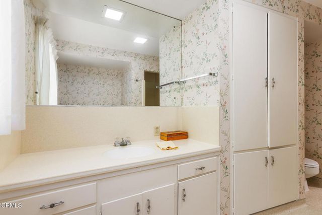 5029 Princess Anne Road, La Canada Flintridge, CA 91011