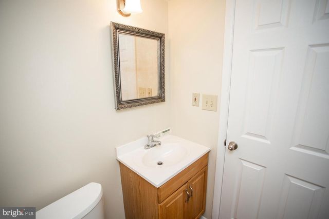 11 DOVER DR, Lindenwold, NJ 08021