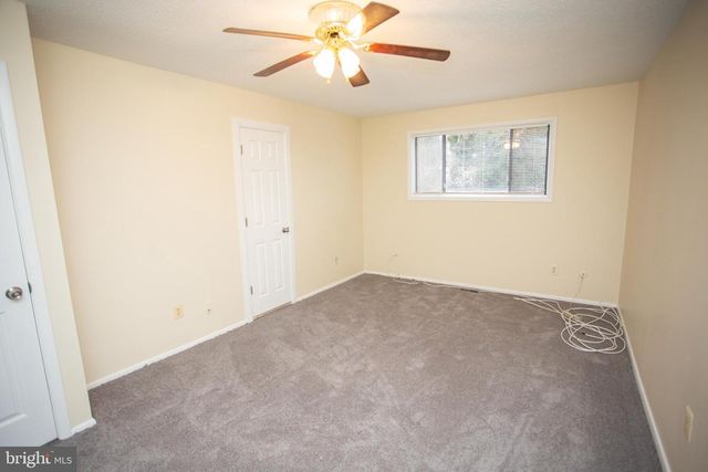 11 DOVER DR, Lindenwold, NJ 08021