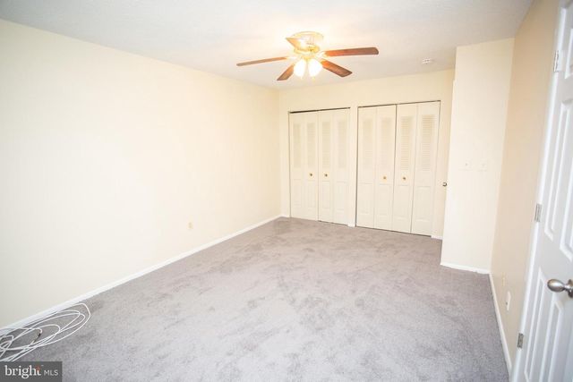 11 DOVER DR, Lindenwold, NJ 08021