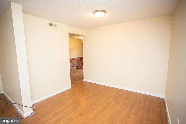 11 DOVER DR, Lindenwold, NJ 08021