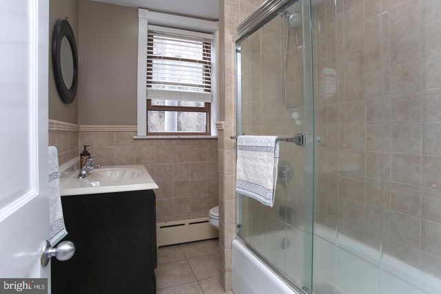 207 LAURISTON ST, Philadelphia, PA 19128