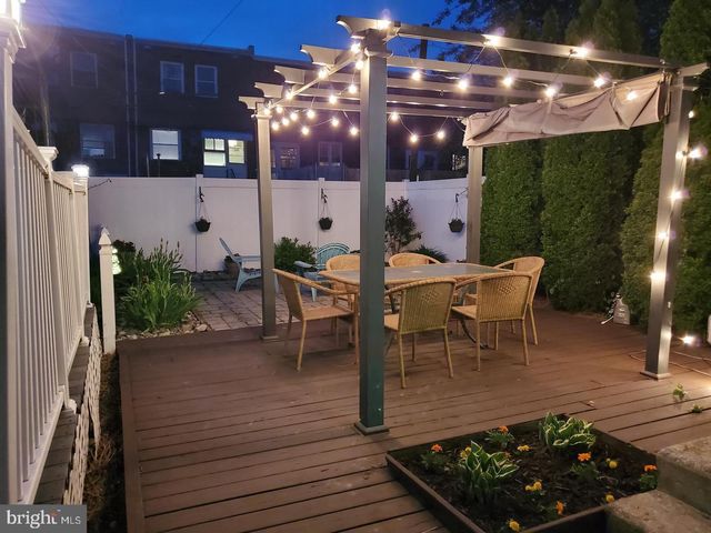 207 LAURISTON ST, Philadelphia, PA 19128