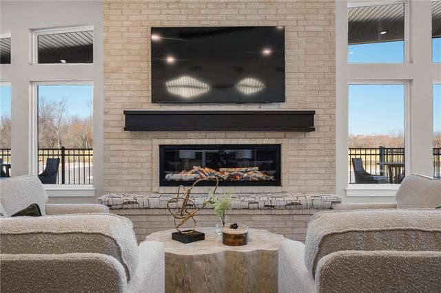 3339 MP Parkway 106, Bentonville, AR 72712