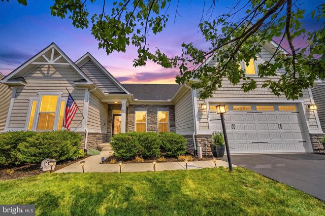 106 FRINGETREE CT, Lake Frederick, VA 22630
