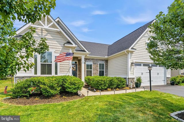 106 FRINGETREE CT, Lake Frederick, VA 22630