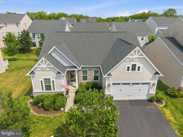 106 FRINGETREE CT, Lake Frederick, VA 22630