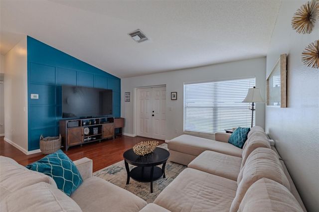 1221 FRANFORD DRIVE, Brandon, FL 33511